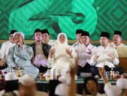 Gubernur Jawa Timur Isi Kegiatan Pergantian Tahun dengan Bersholawat